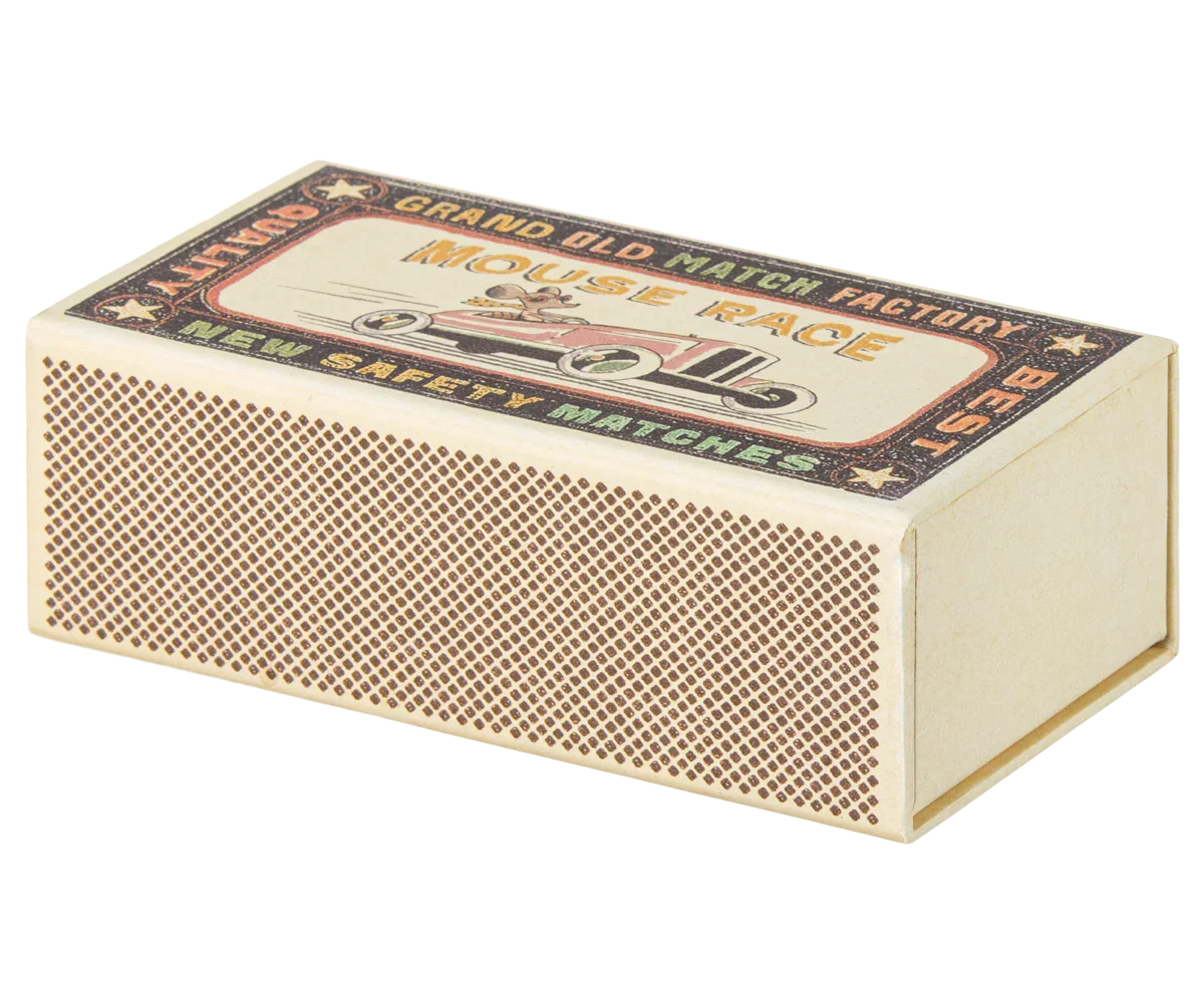 Maileg Große Schwester Maus in Streichholzschachtel