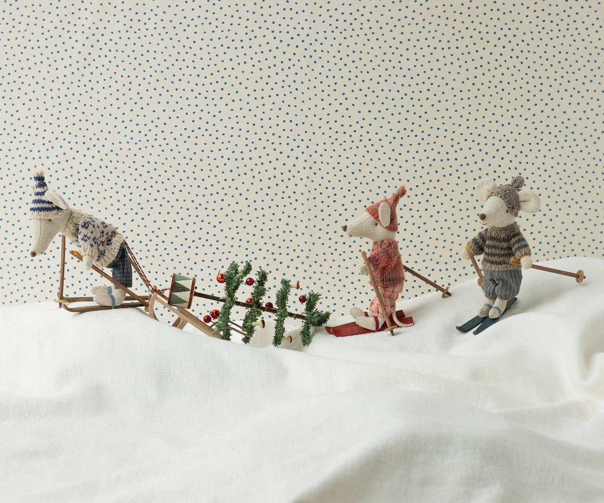 Maileg Wintermaus mit Skiset, Große Schwester – Rose