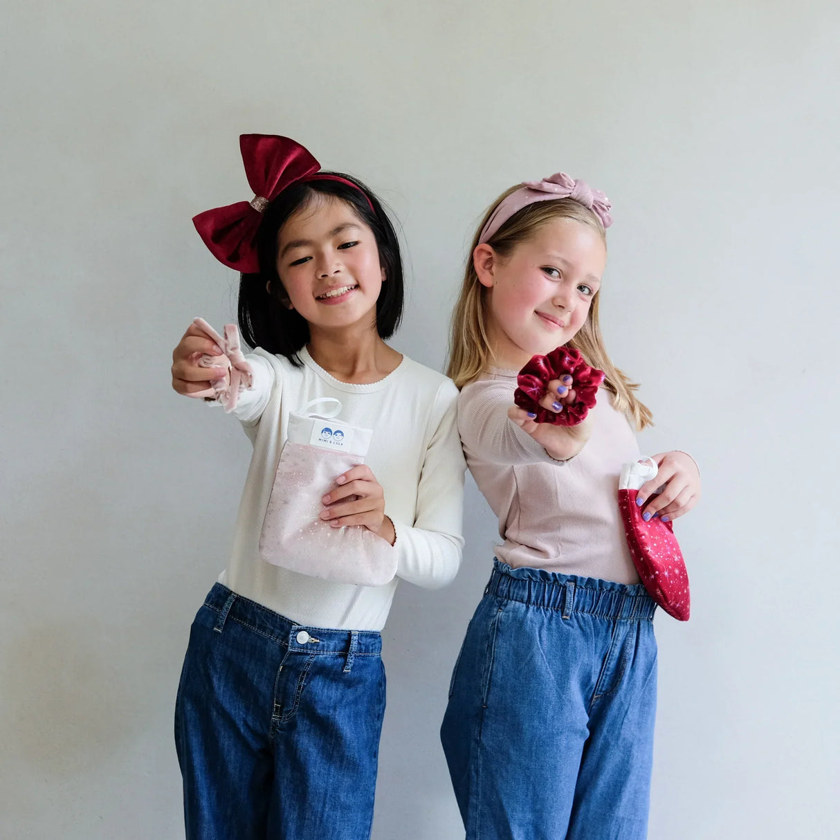 MIMI & LULA Gefüllter Weihnachtsstrumpf – Rosa