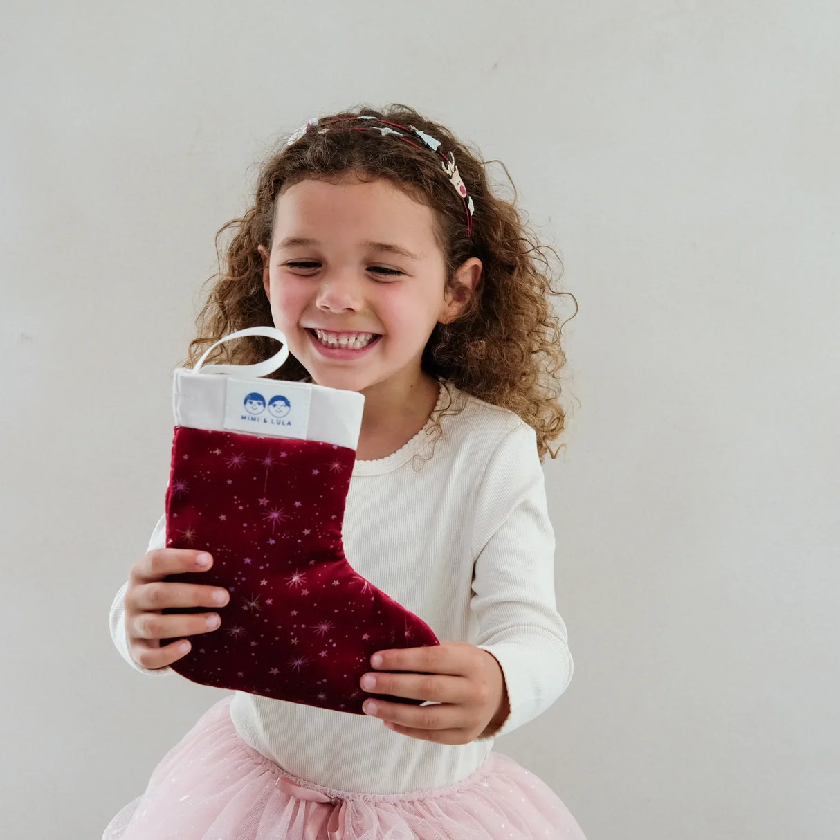 MIMI & LULA Gefüllter Weihnachtsstrumpf – Burgunder