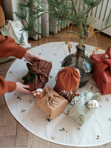 FABELAB Geschenke-Stoffbeutel Mistletoe embroidery - Nook' d' Mel - Kinder Concept Store