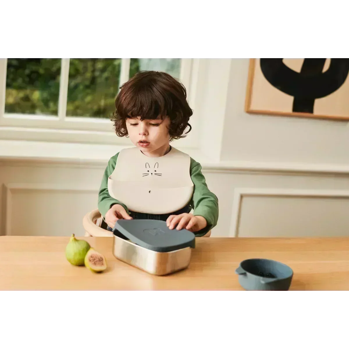 LIEWOOD Kinder Brotdose Edelstahl mit Silikondeckel Arthur "Aviator / Ecru"