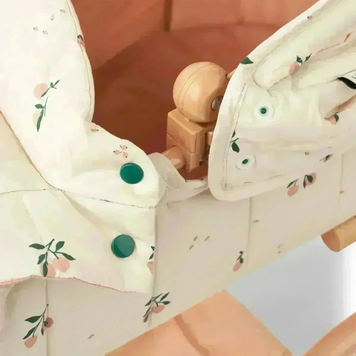 LIEWOOD Adaline Puppenwagen für Kinder "Peach / Sea shell"
