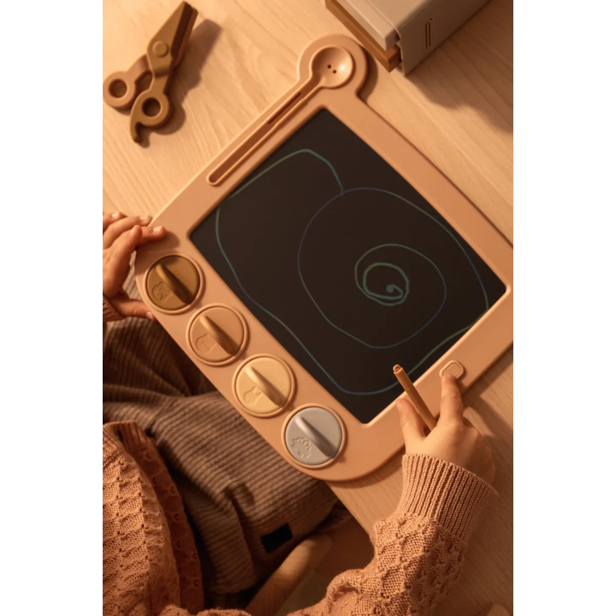 LIEWOOD Venzora Magische Zeichentafel mit Stempel - Nook' d' Mel - Kinder Concept Store