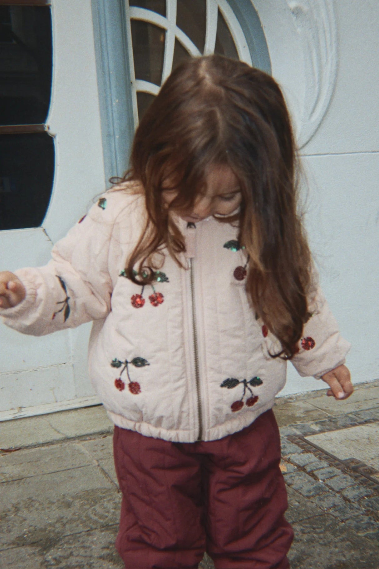 Konges Sløjd Juno Pailletten-Bomberjacke Cameo Rose – Kinder Outfit