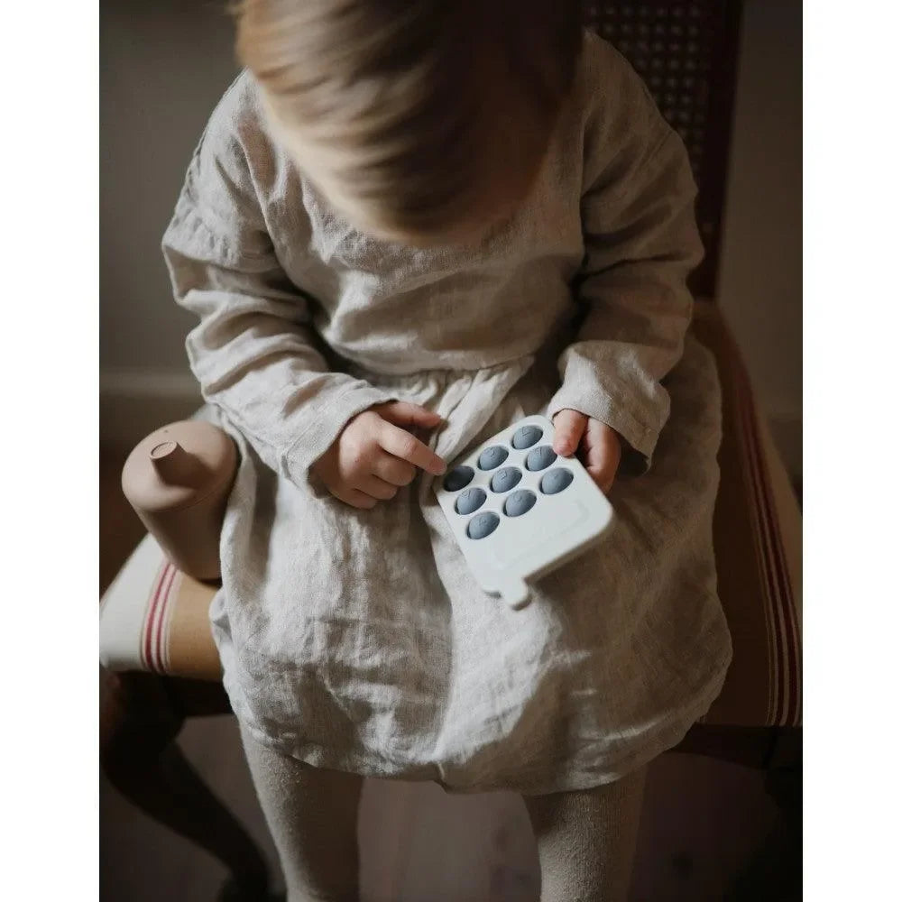 Pressspielzeug Telefon