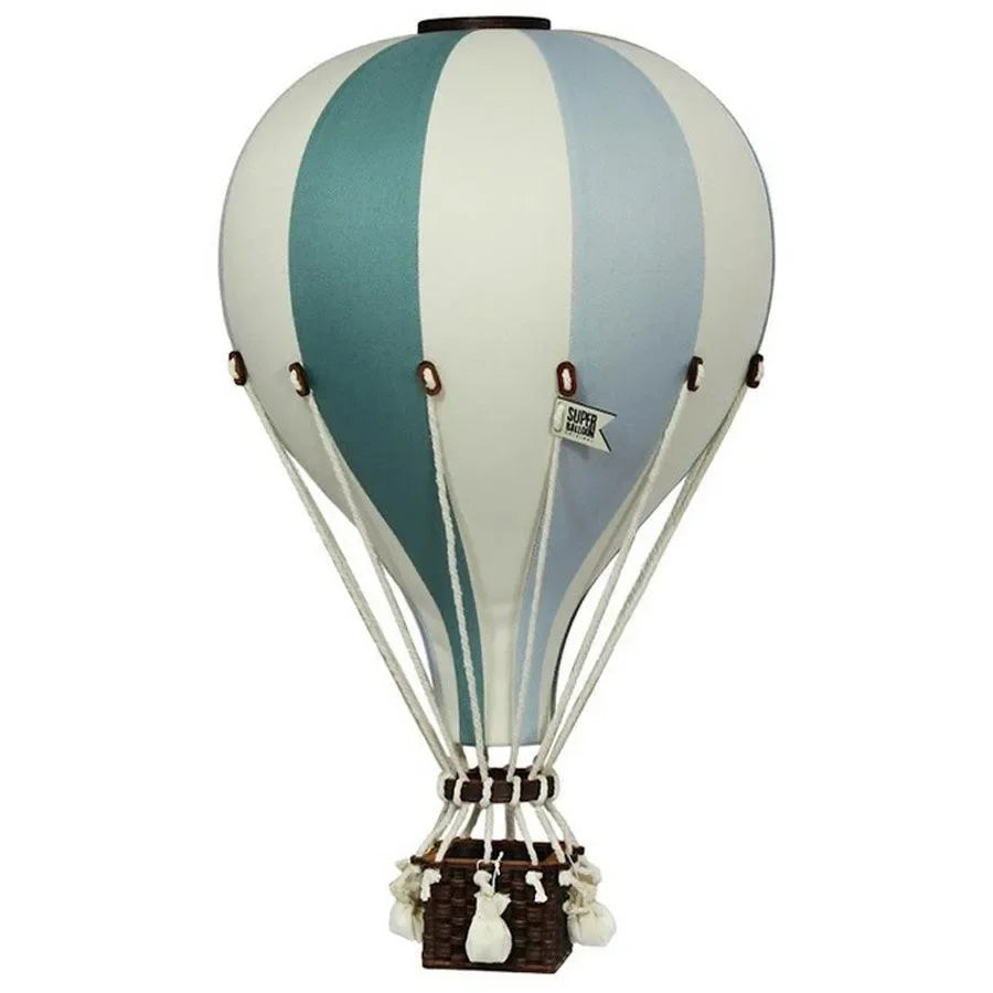 Deko-Heißluftballon in Blau, Grün und Weiß mit Korb, perfekte Kinderzimmer Dekoration