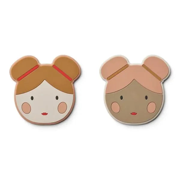 Zwei Silikon Beißringe in Puppenkopf-Form, mehrfarbig, für Babys und Kinder