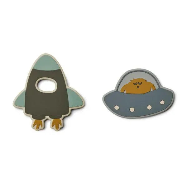 Set aus zwei Silikon-Beißringen in Raketen- und UFO-Form, blau-grau, Baby Spielzeug