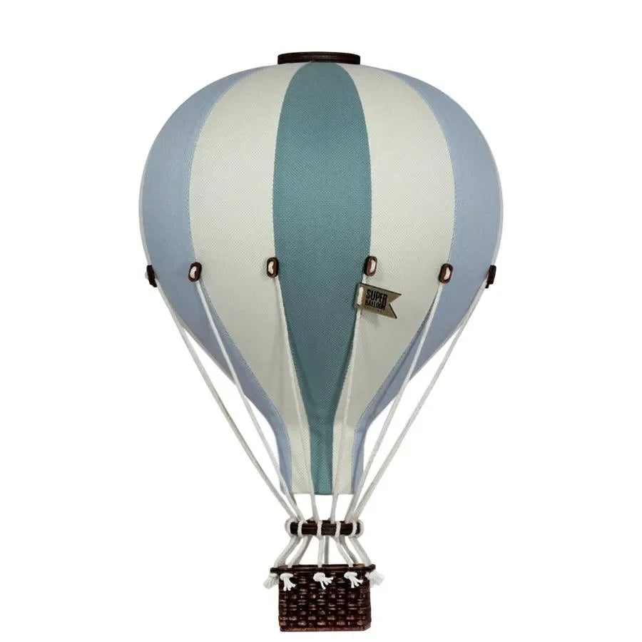 Deko-Heißluftballon für Kinderzimmer in Beige und Mintgrün mit Korb, Größe M