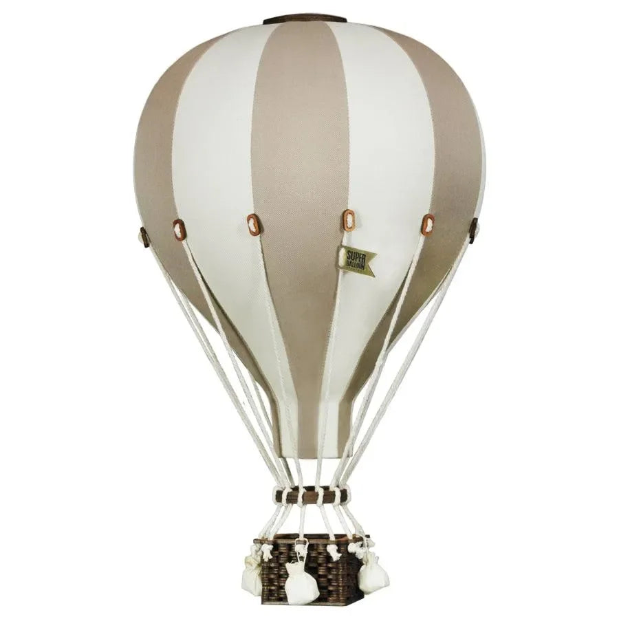 Heißluftballon Deko beige-gold für Kinderzimmer, mit Korb und Seilen, Stil Vintage