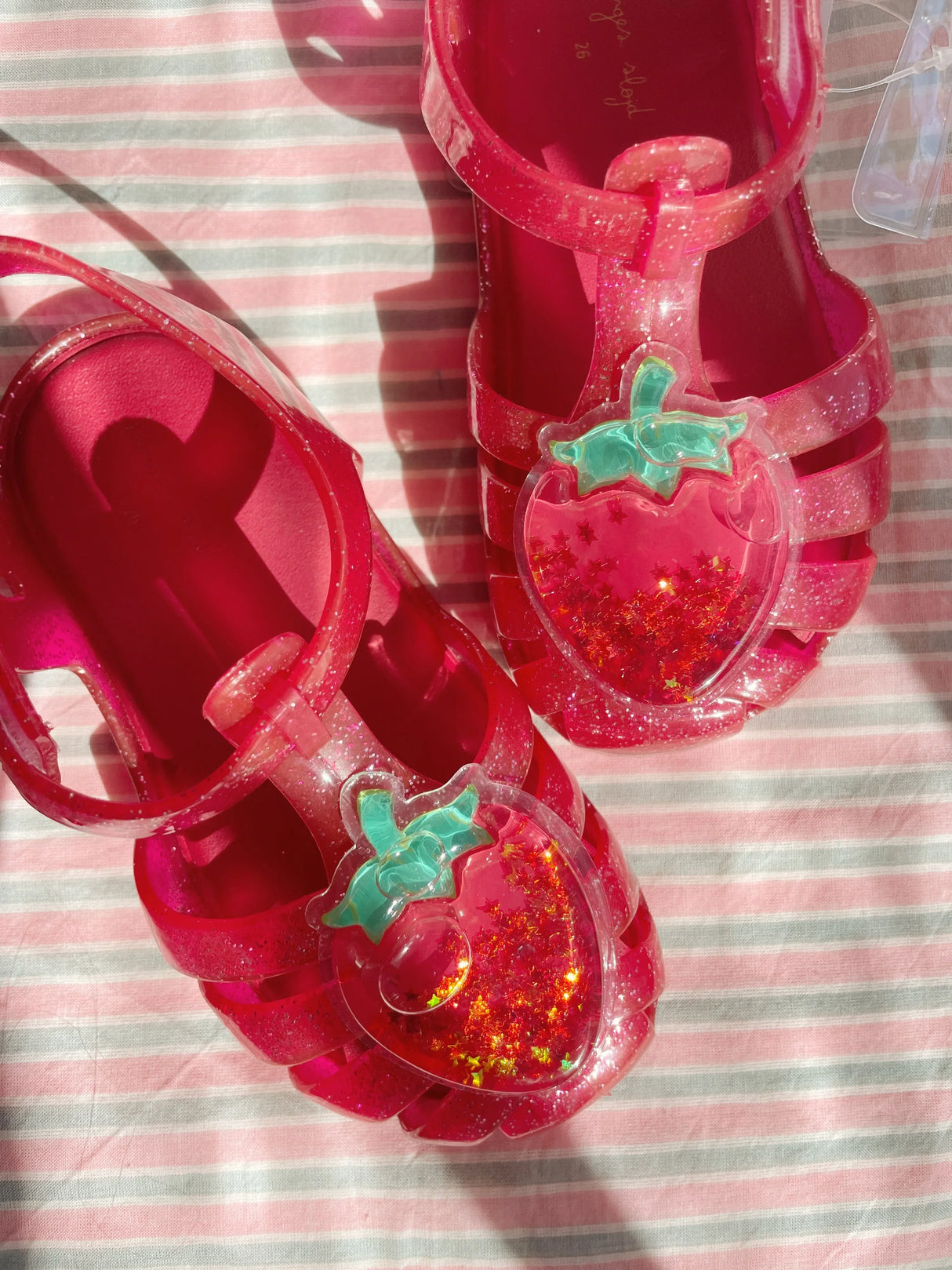 Konges Sløjd Lilo Sandalen "Strawberry"