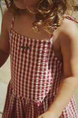 Konges Sløjd Kleid Isotta "Raspberry Check" – Kariertes Sommerkleid aus Bio-Baumwolle