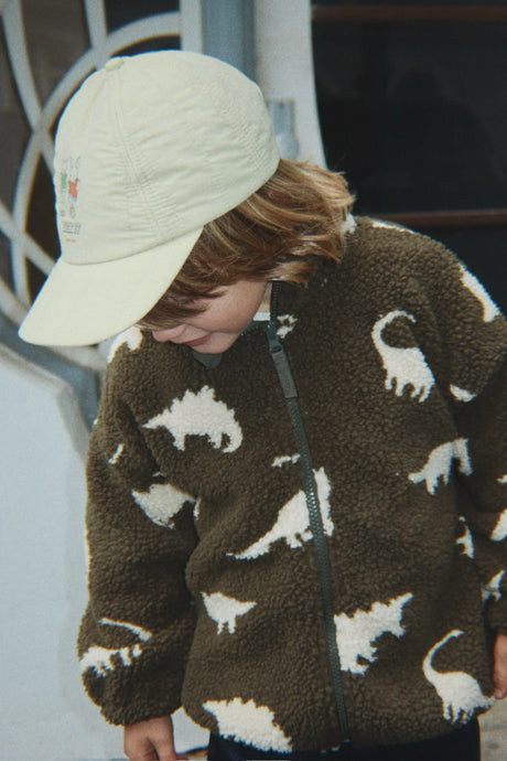 Konges Sløjd Jody Teddyjacke Dino Silhouette – Lifestyleansicht